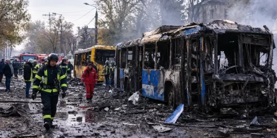 At Least 33 Killed in Russian Glide Bomb Strike on Kramatorsk